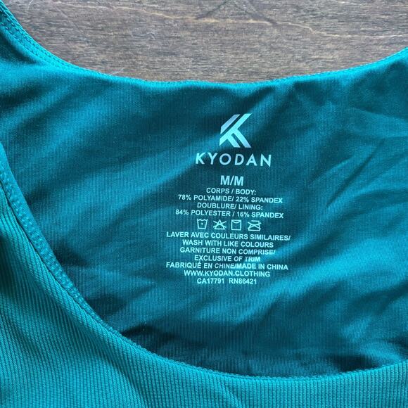 Kyodan Women's Cropped Tank Padded Athletic Dark Green Built In Sports Bra - Picture 2 of 6